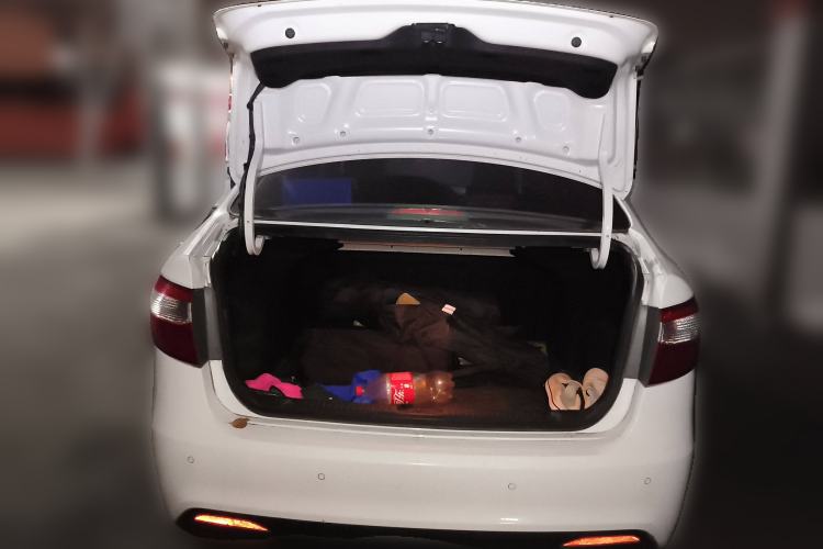 Used Kia K2 2011 Sedan 1.4L Manual Transmission GLS
