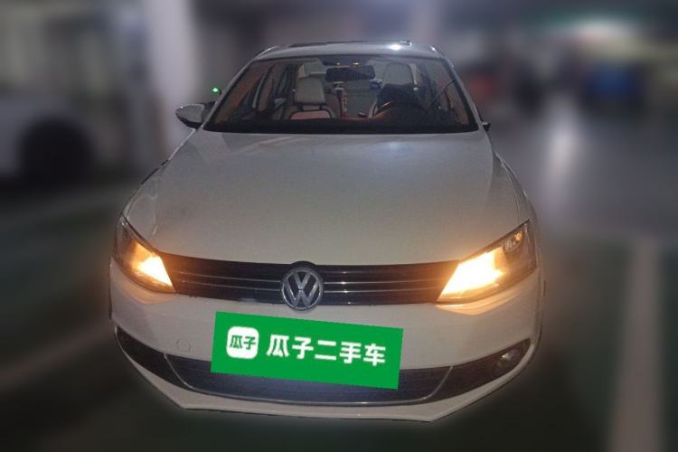 Used Volkswagen Sagitar 2014 1.6L Automatic Comfort Model Front