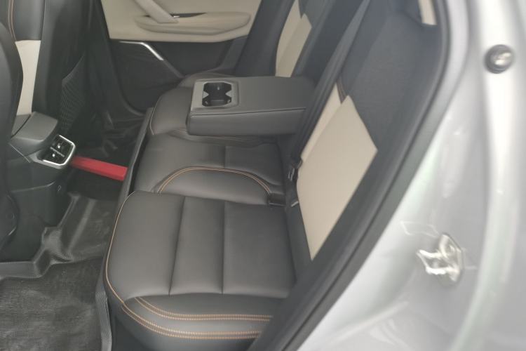 Used Lynk & Co 06 EM-P 2022 PHEV 84 km Range Pro Version
