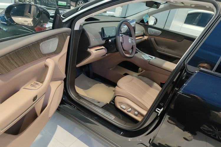 Used Leapmotor C11 2026 Range-Extended 300 LiDAR Prestige Edition Driver Seat