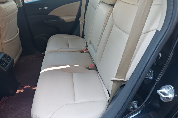 Used Honda CR-V 2016 2.0L Two-Wheel Drive Classic Edition