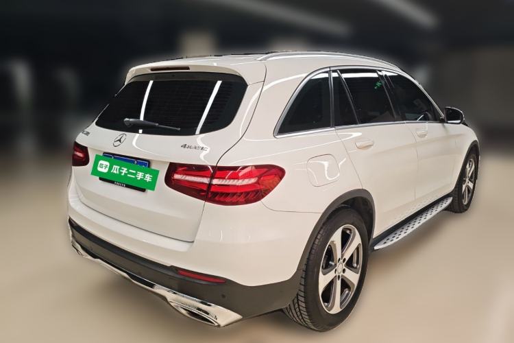 Used Mercedes-Benz GLC 2016 GLC 260 4MATIC Luxury Model Rear Right 45 Deg