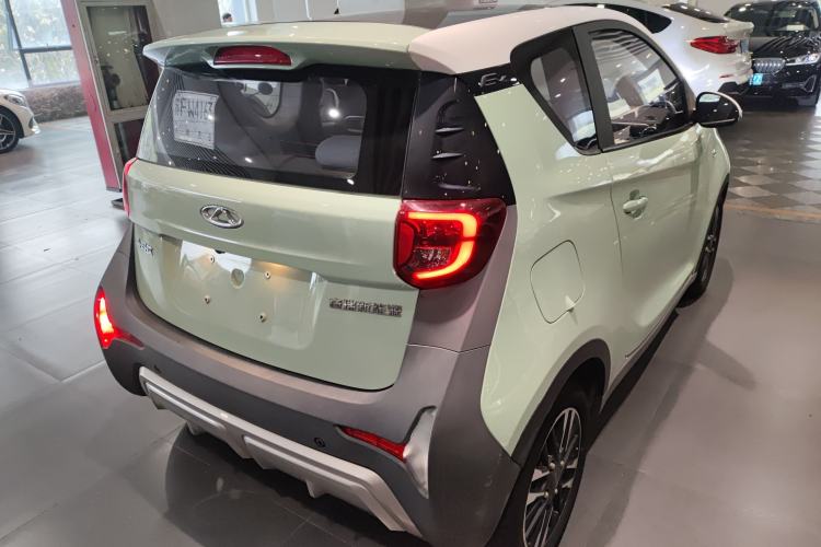 Used Chery Little Ant 2022 Revised Version Sweet Pink Edition Half-Sugar Version Lithium Iron Phosphate 30.7 kWh 30 kW 301 km
