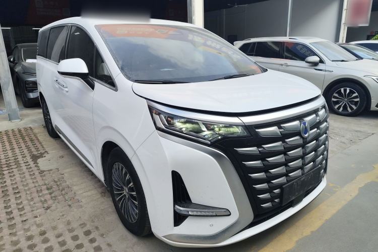 Used Denza D9 2024 DM-i 1050 Luxury Model