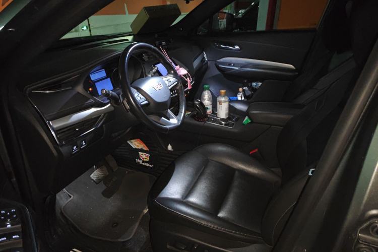 Used Cadillac XT4 2018 28T Two-Wheel Drive Leading Version
