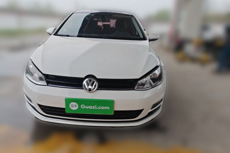 Used Volkswagen Golf 2016 230TSI Automatic Luxury Version
