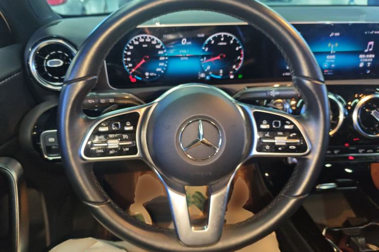 Used Mercedes-Benz A-Class 2019 A 200 Dynamic Edition Steering Wheel