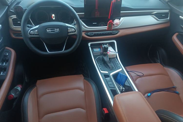 Used Geely Auto Vision X6 2020 1.4T CVT Luxury Edition Center Console