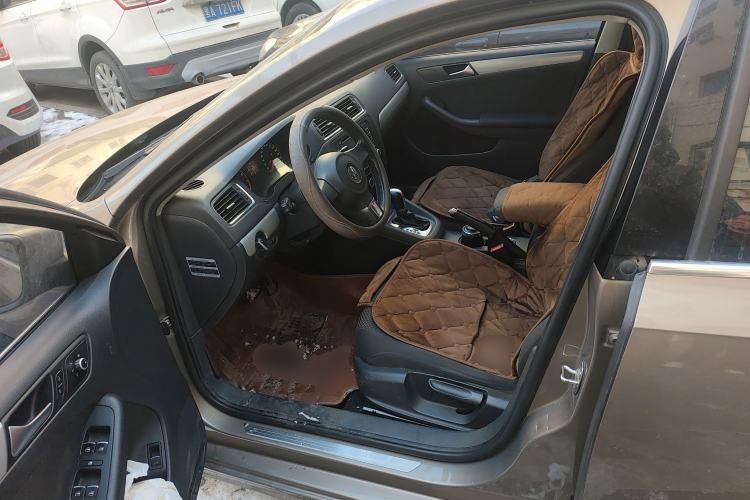 Used Volkswagen Sagitar 2014 Revised Version 1.6L Automatic Leading Edition Driver Seat