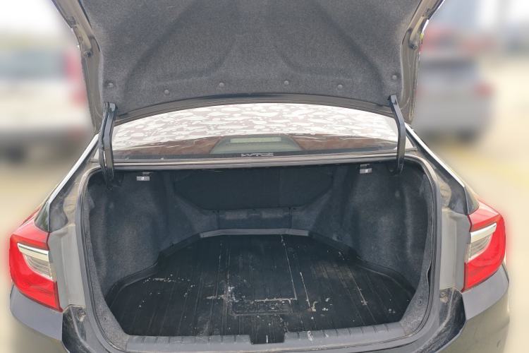 Used Honda Crider 2013 1.8L automatic luxury edition