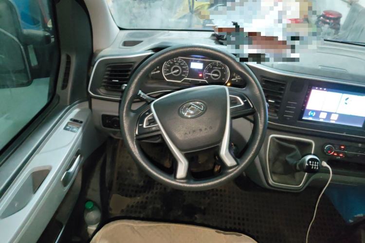 Used SAIC MAXUS Xintu V80 2021 2.0T Manual Classic Aoyuntong 127 PS Mid-axle Mid-roof 6/7/8/9-Seater