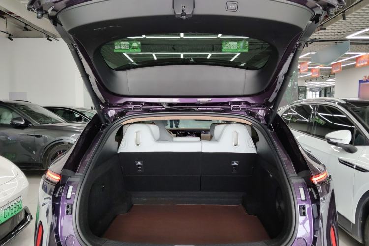 Used Avatr 07 2024 Max Extended-Range Edition Trunk