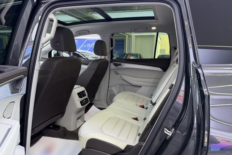 Used Volkswagen Talagon 2022 380TSI All-Wheel-Drive Luxury Prestige Pro 7-Seater
