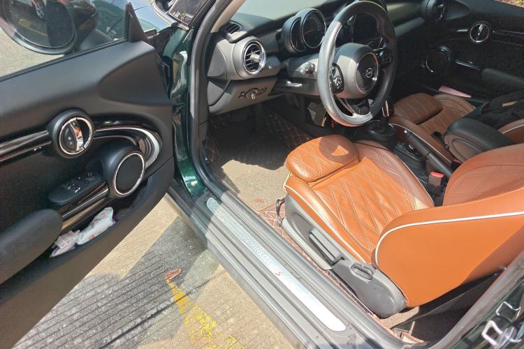 Used MINI 2018 2.0T COOPER S Artist