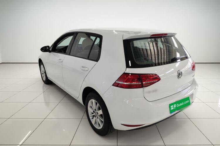 Used Volkswagen Golf 2016 1.6L Automatic Fashion Model