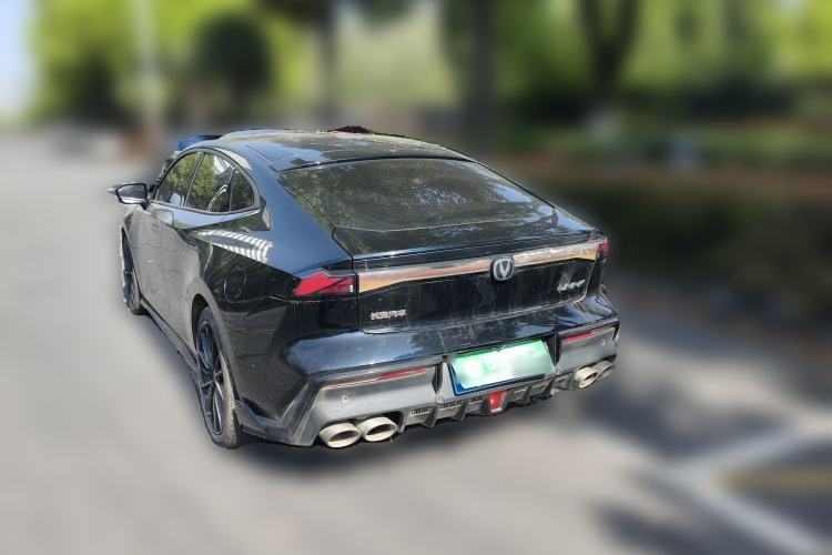 Used CHANGAN UNI-V 2023 1.5T Sport Edition
