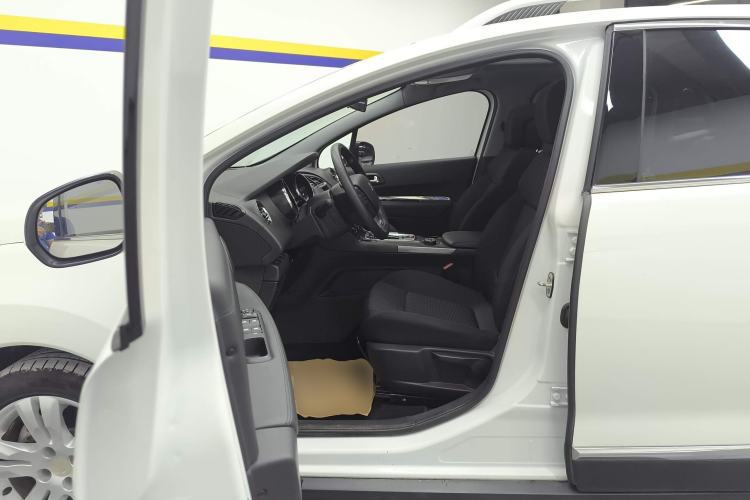 Used Peugeot 3008 2016 1.6THP Automatic Classic Edition