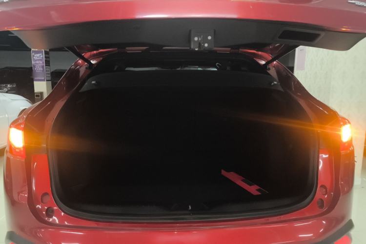 Used Mazda CX-4 2018 2.0L Automatic 2WD Blue Sky Exploration Edition China VI Standard
