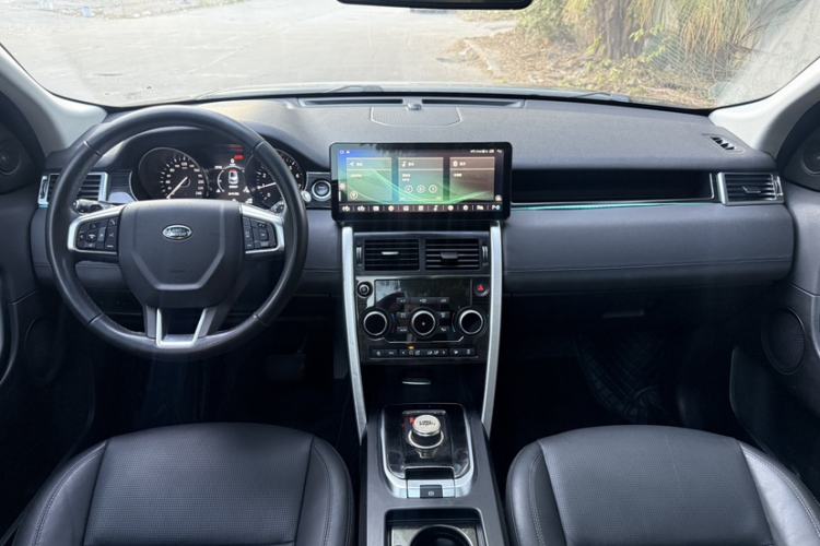 Used Land Rover Discovery Sport 2019 240 PS SE Version China VI Standard
