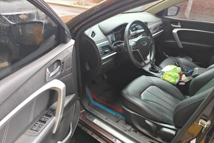 Used Geely Auto Emgrand 2017 Sedan Million Edition 1.5L CVT Upward Version Driver Seat