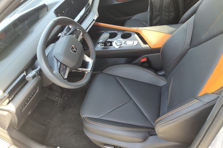 Used Changan UNI-V iDD 2023 Zhidian iDD 1.5T 113km Smart & Fun Version (Rapid Edition)