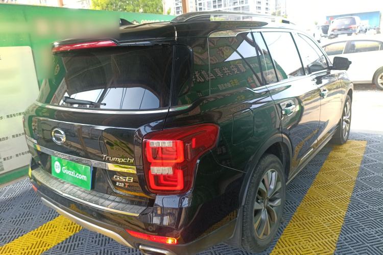 Used GAC Trumpchi GS8 2017 320T Two-Wheel Drive Luxury Smart Connectivity Version (7 Seats)