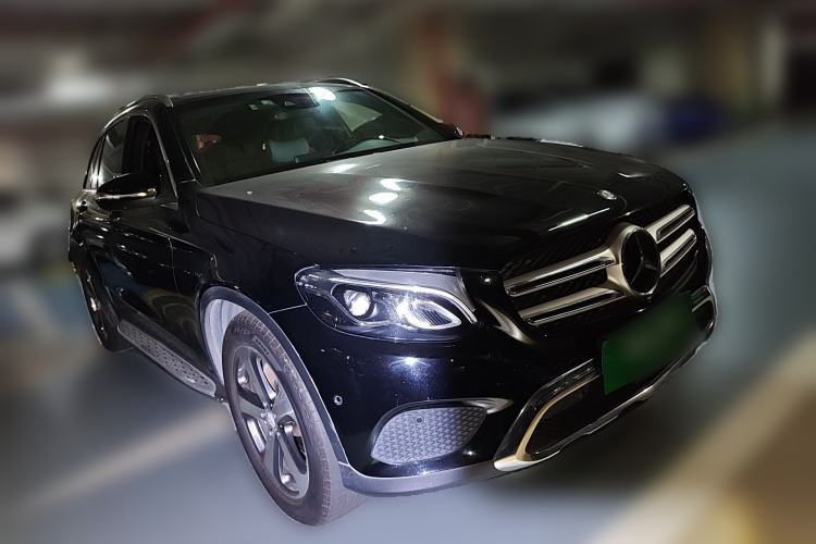 Used Mercedes-Benz GLC 2016 GLC 260 4MATIC Luxury Model