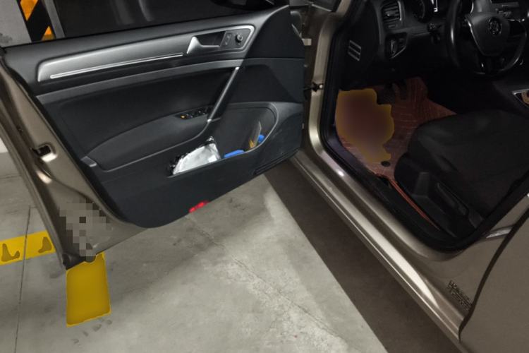 Used Volkswagen Golf 2015 1.4TSI Automatic Comfort Model
