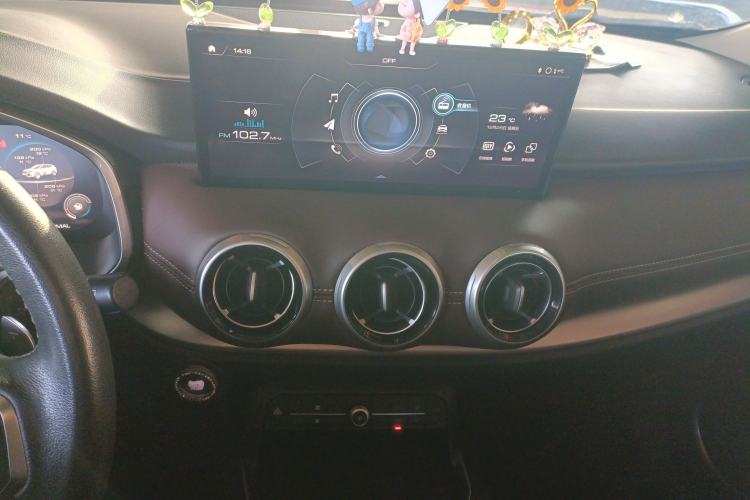 Used Wey VV6 2020 2.0T Two-Wheel Drive Smart Protection+