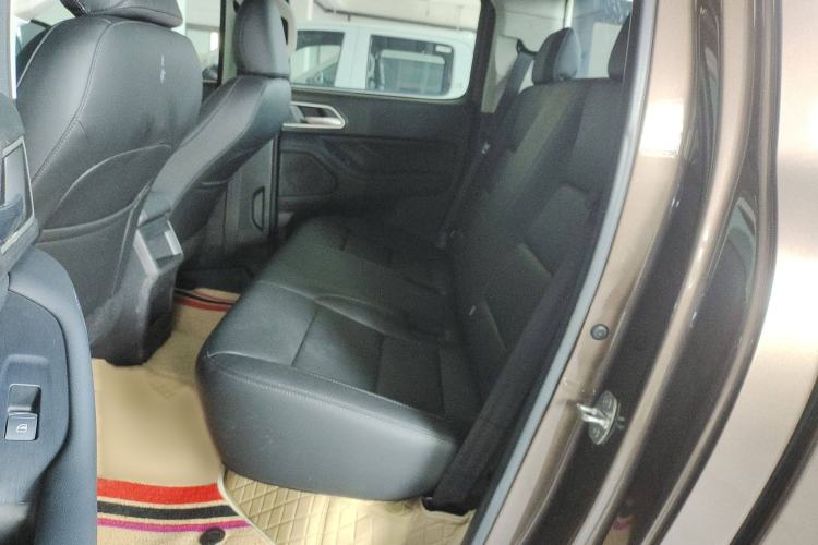 Used Great Wall Poer 2023 2.0T Commercial Version Automatic Diesel 4x4 Elite Long-Box GW4D20M