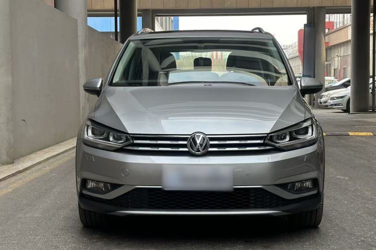 Used Volkswagen Touran 2018 Volkswagen Touran L 280TSI DSG Boundary Edition 7 Seats China V Emission Standard
