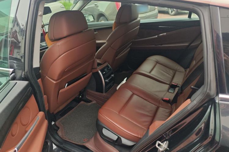 Used BMW 5 Series GT 2010 535i Leading Model
