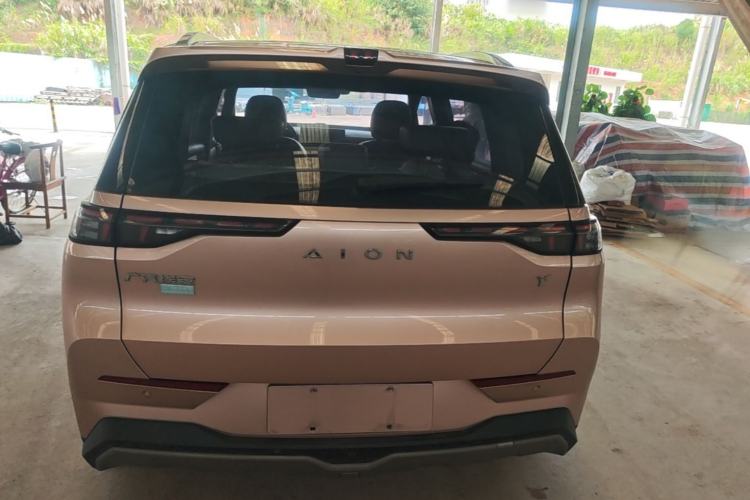 Used AION Y 2022 70 Tech Edition Lithium Iron Phosphate