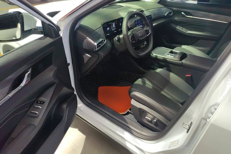 Used Dongfeng Aeolus Mage 2025 1.5T Luxury Version
