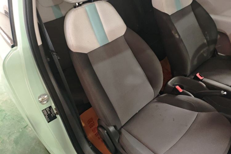 Used CHANGAN NEVO Lumin 2022 155 km – Refreshingly Sweet Edition Right Front Seat