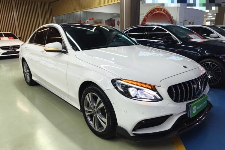 Used Mercedes-Benz C-Class 2018 C 200 L Sport Edition Front Right 45 Deg