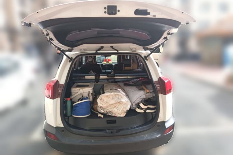 Used Toyota RAV4 2013 2.5L Automatic 4x4 Luxury Edition
