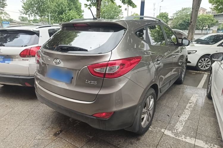 Used Hyundai ix35 2013 2.0L Automatic Two-Wheel Drive Leading GLX China V Emission Standard