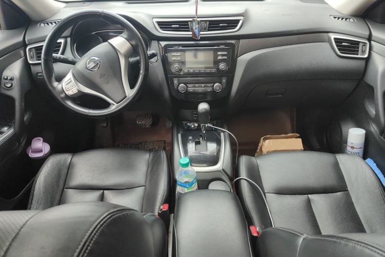 Used Nissan X-Trail 2014 2.0L CVT Comfort Edition 2WD Center Console