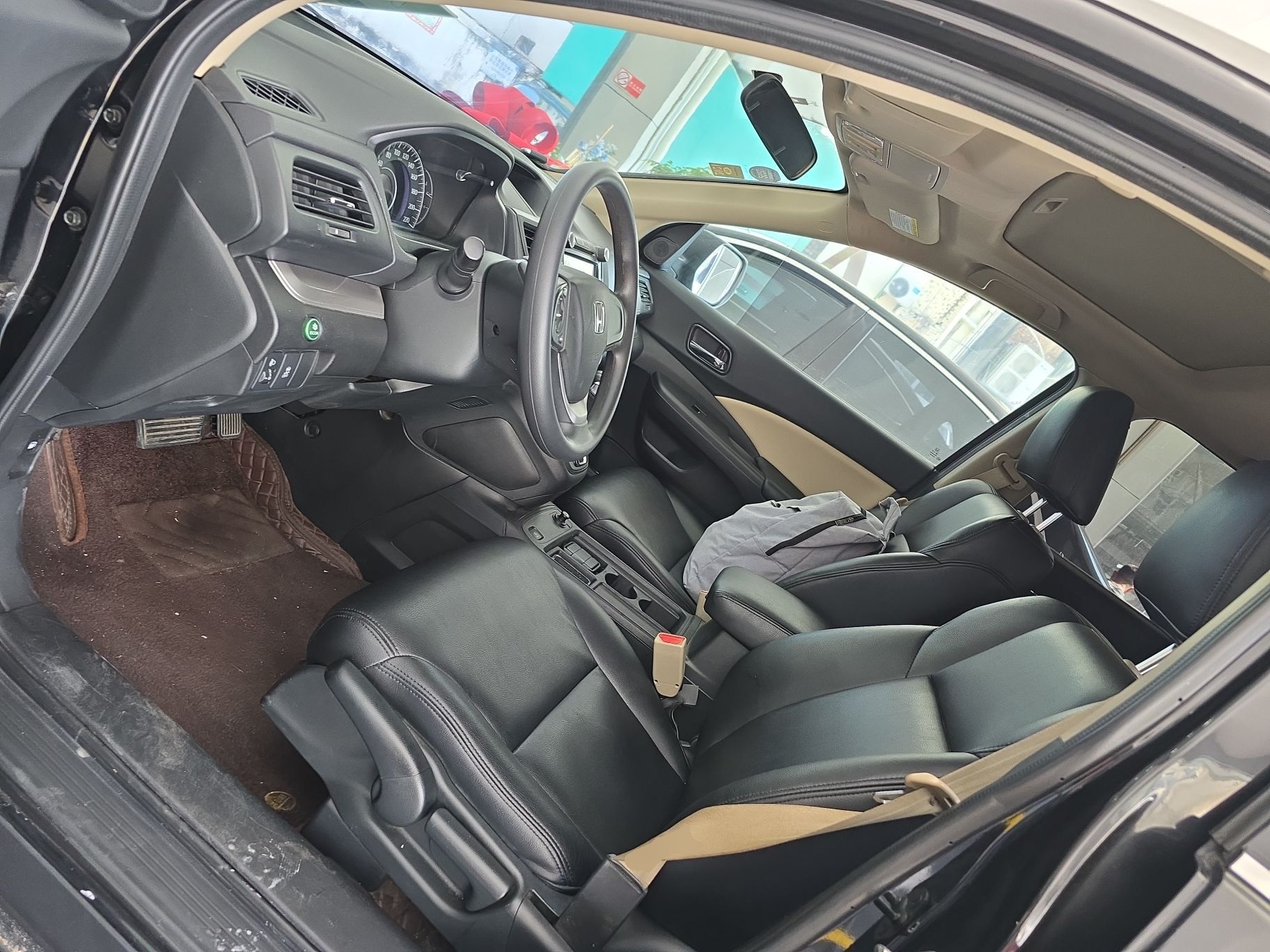 Interior delantero