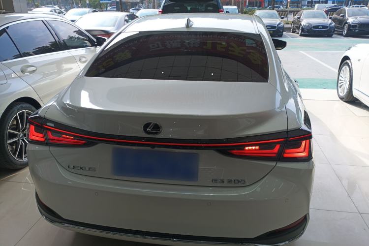Used Lexus ES 2025 200 Premium Edition