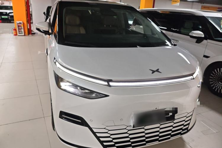 Used XPeng X9 2025 740 Ultra-Long Range Max Front