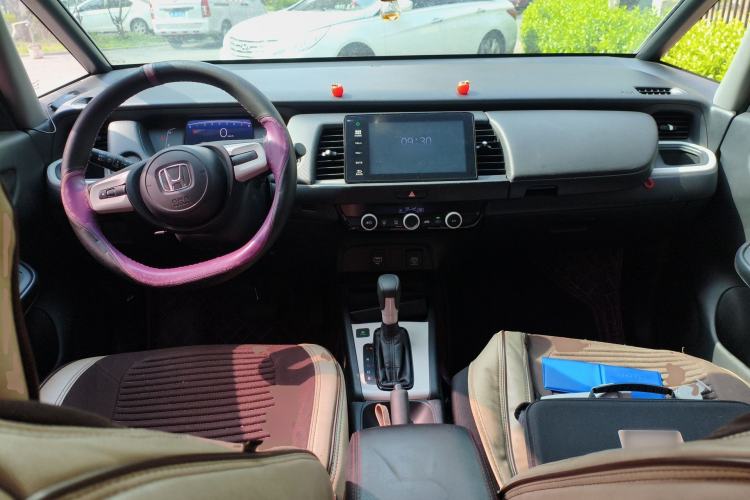 Used Honda Fit 2021 1.5L CVT Trend Edition Center Console