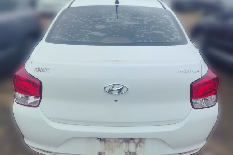 Used Hyundai Verna (older generation) 2017 1.4L Manual Colorful Skyroof Version China V Standard Rear