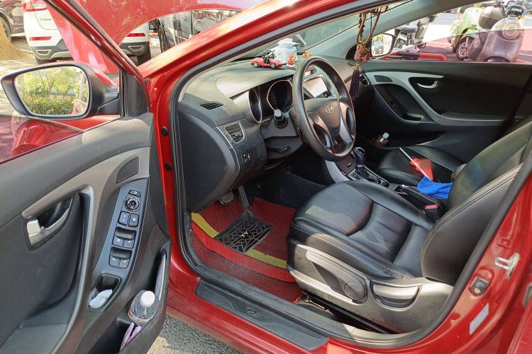 Used Hyundai Elantra (5th Generation / Langdong) 2015 1.6L Automatic Leading Model
