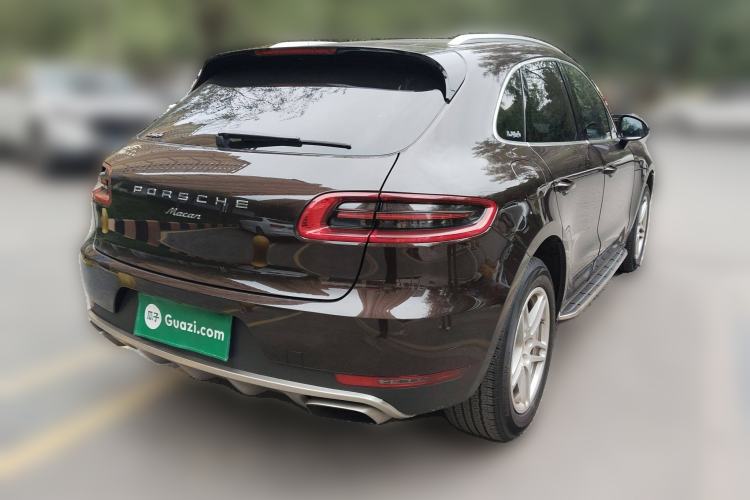 Used Porsche Macan 2017 Macan 2.0T Rear Right 45 Deg