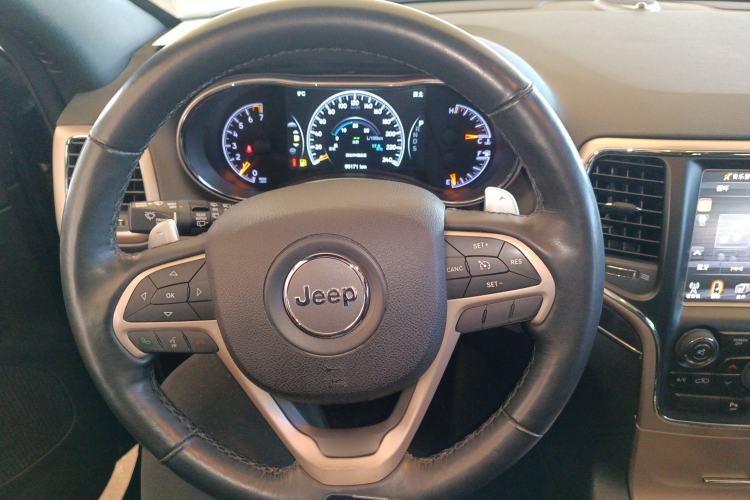 Used Jeep Grand Cherokee 2015 3.0L Elite Navigation Edition
