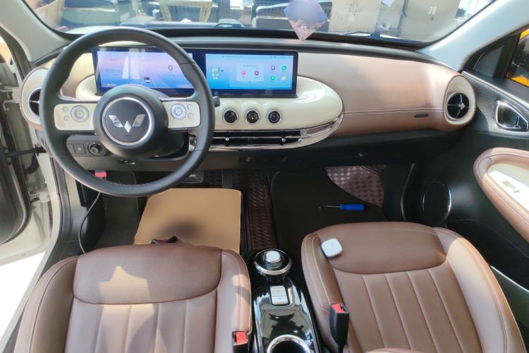 Used Wuling Bingo 2024 333 km Lingxi Connected Version Center Console