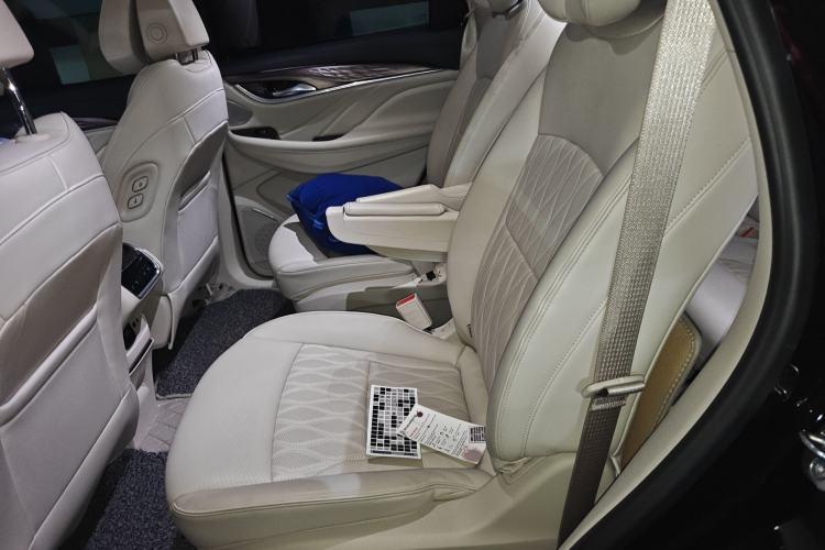 Used Buick Enclave 2020 28T All-Wheel Drive Avenir Left Rear Seat