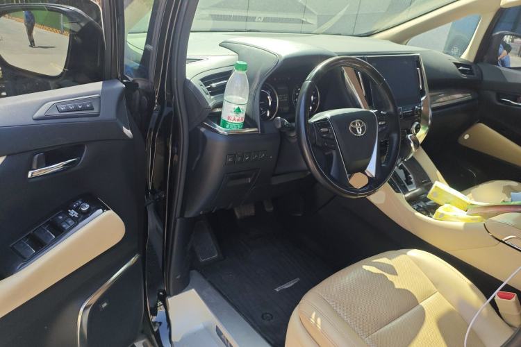 Used Toyota Alphard 2023 Dual-Motor 2.5L Premium Golden Edition